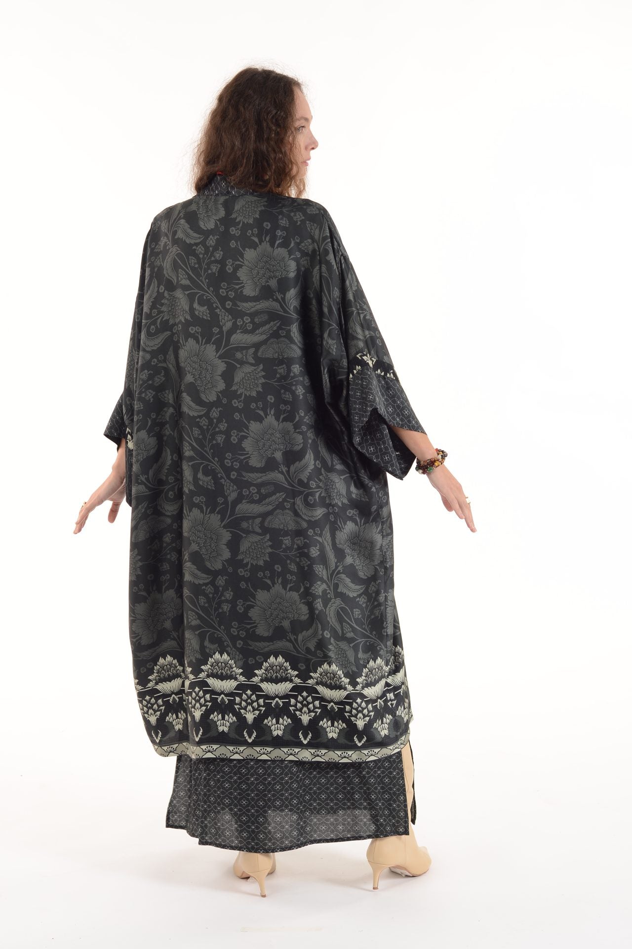 Maxi Kimono- Grey Border - Lara Rosnovsky